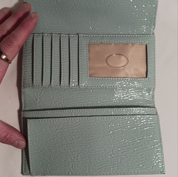 NEW! GUESS Wallet Lt. Blue  1*P*02 - Picture 5 of 7